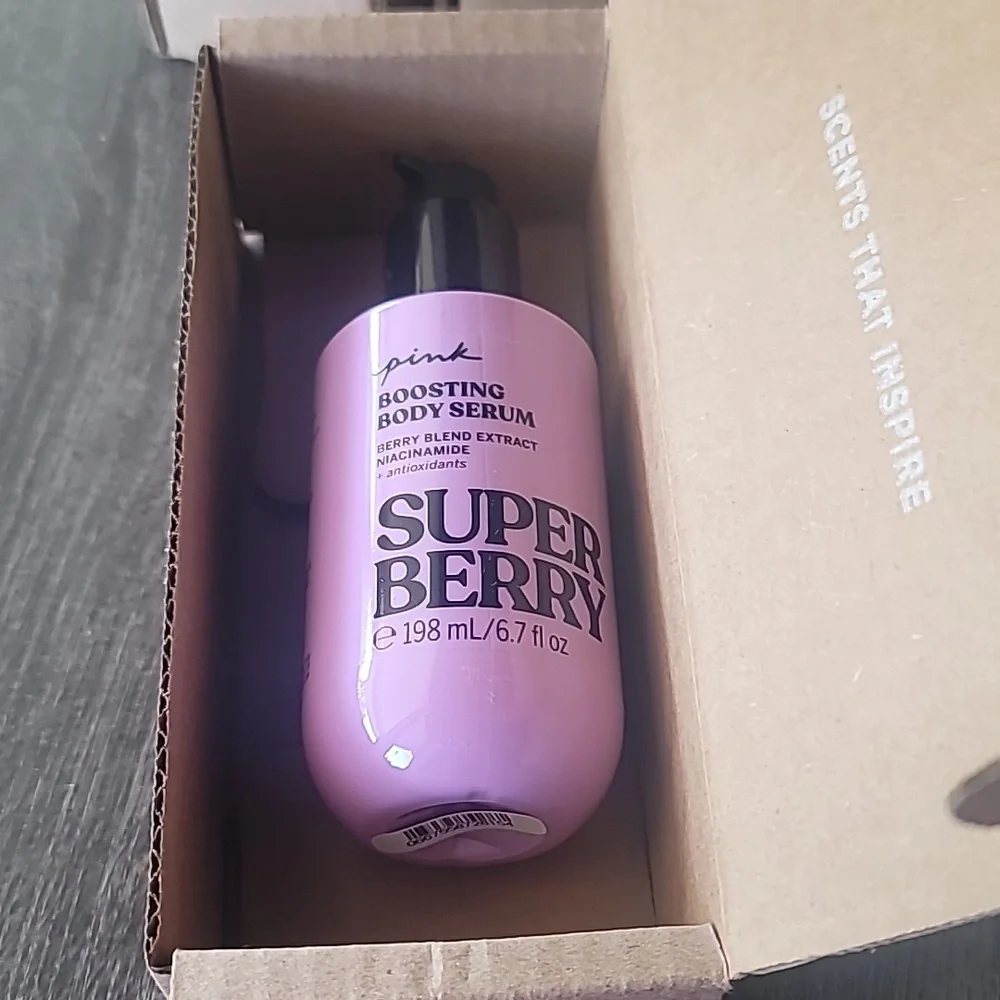 PINK Victoria's Secret Super Berry Boosting Moisturizing Body Serum Lotion